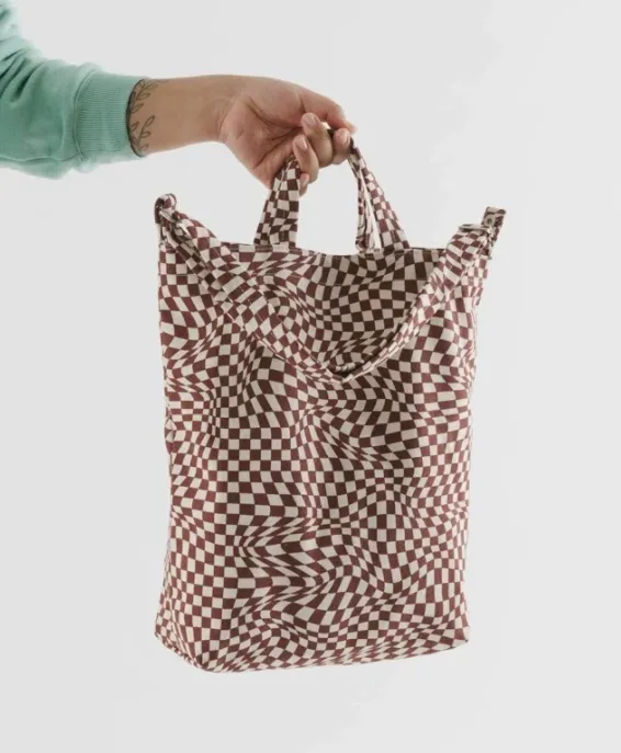 Duck Tote Maroon Trippy Checker