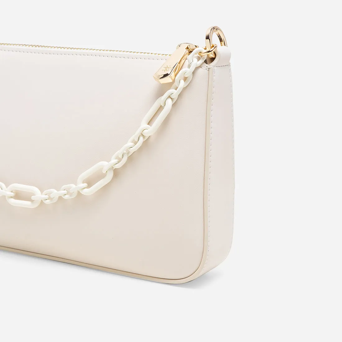 Mae Chain Pochette ( Tone-on-Tone )